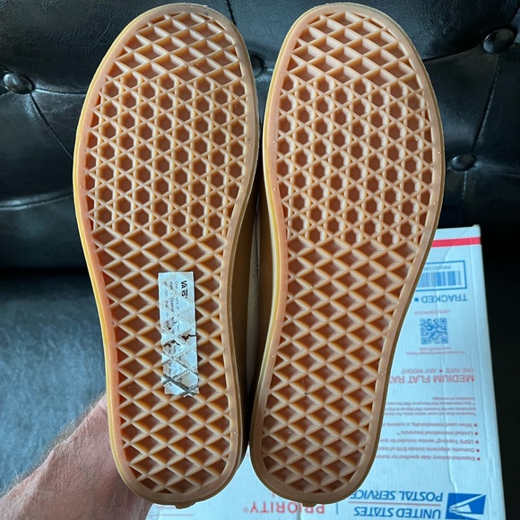 Vans Sport Low Suede ‘Marshmallow White/Port Royale/Gum’ - Picture 6 of 7